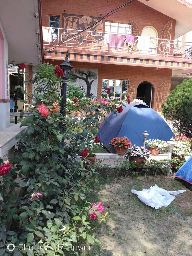 Hôtel Swapnonir à Shānti Niketan Extérieur photo