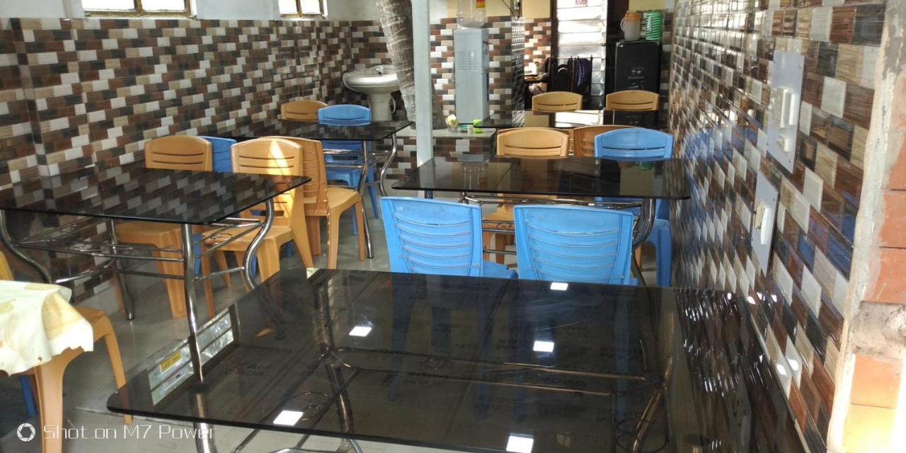Hôtel Swapnonir à Shānti Niketan Extérieur photo