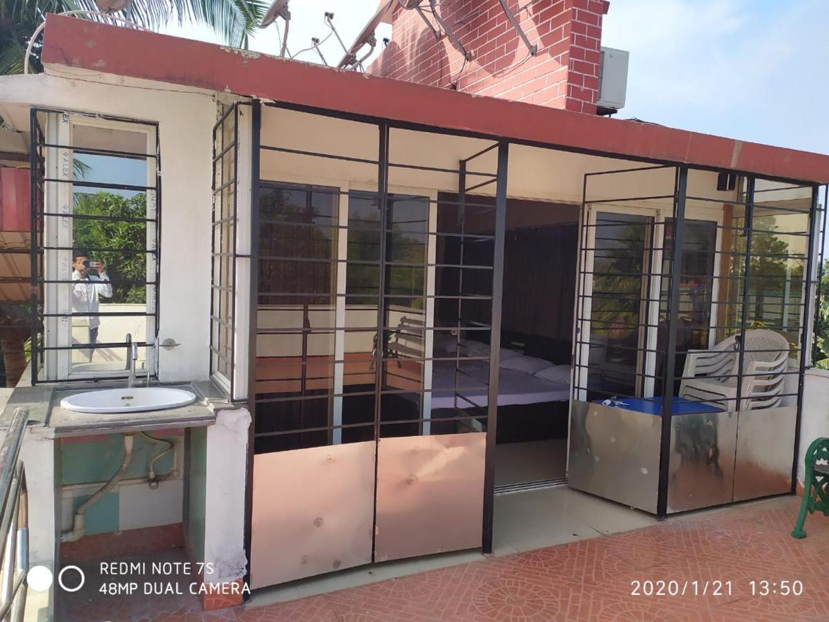 Hôtel Swapnonir à Shānti Niketan Extérieur photo