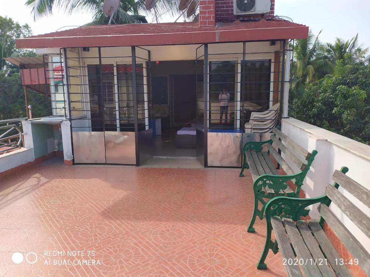 Hôtel Swapnonir à Shānti Niketan Extérieur photo