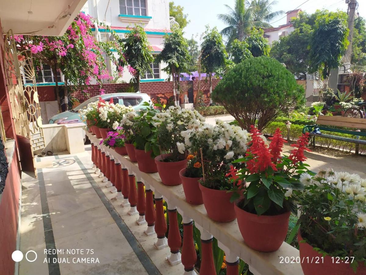 Hôtel Swapnonir à Shānti Niketan Extérieur photo