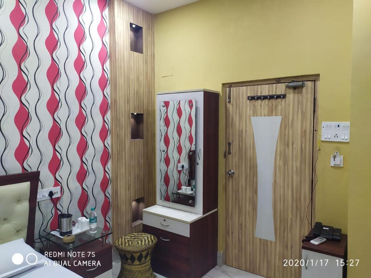 Hôtel Swapnonir à Shānti Niketan Extérieur photo